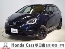 フィット 1.5 e:HEV ホーム カーサ 4WD 4WD バックカメラ シートヒーター ETC