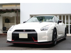 GT-R 3.8 NISMO 4WD 走行230キロ