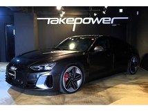 RS e-tron GT 4WD テクノロジーPKG レッドキャリパー
