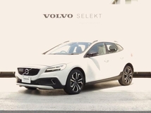 V40クロスカントリー D4 ダイナミック エディション ディーゼルターボ ディーゼル ワンオーナー 禁煙車