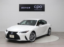 IS 300h バージョンL 4WD CPO(認定中古車)