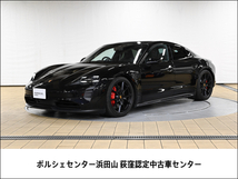 タイカン GTS 4+1シート 4WD 固定式パノラマルーフ