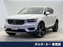 XC40 T5 AWD インスクリプション 4WD 認定中古車・サンルーフ・白革シート