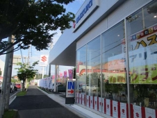 スズキ自販千葉 U’s STATION成田中央の店舗画像