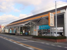 トヨタカローラ福岡 大牟田店の店舗画像