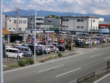 三島オート販売 沼津店の店舗画像