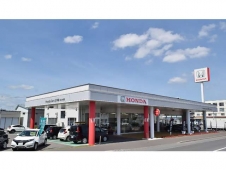 Honda Cars 北海道 旭川大橋店（認定中古車取扱店）の店舗画像