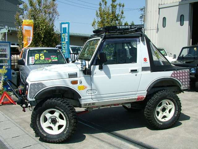 スズキ ジムニー 660 幌 Cc 4wd クロカン仕様エアロッカー付の中古車情報 愛知県 有限会社カービートイズミ 店 車両id Cu 中古車ex スズキ ジムニー 660 幌 Cc 4wd クロカン仕様エアロッカー付の中古車情報 愛知県 有限会社カービートイズミ 店 車両id Cu 中古車ex