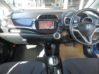 ホンダ フィット Rs 1 5 ナビ 地デジ 16インチawの中古車情報 徳島県 エフ エイ ティ 店 車両id Cu 中古車ex