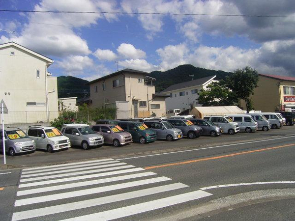 カーディスの中古車販売店情報